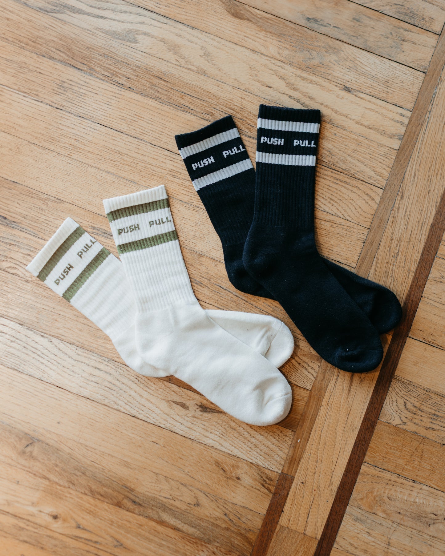 PUSH PULL CREW SOCKS